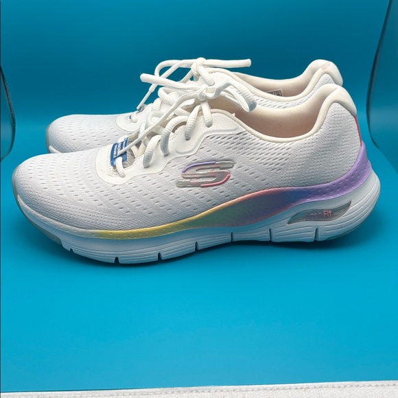 Skechers Air Cooled Arch Fit Sneakers, size 9, excellent condition - Picture 3 of 11